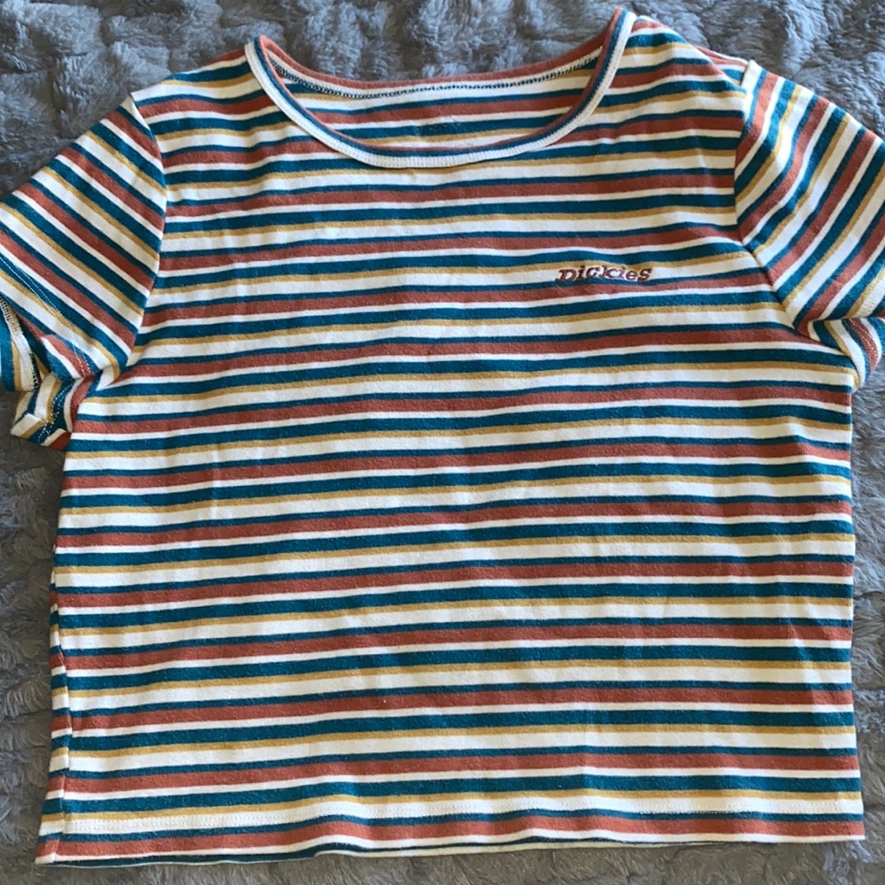 cropped shirt